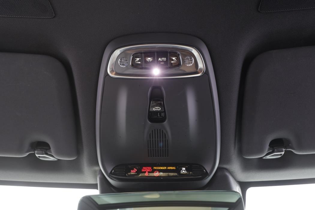 VOLVO XC60 2018