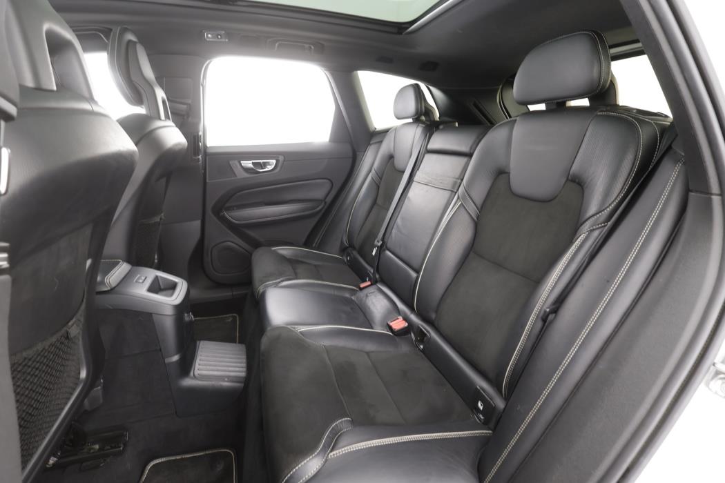 VOLVO XC60 2018