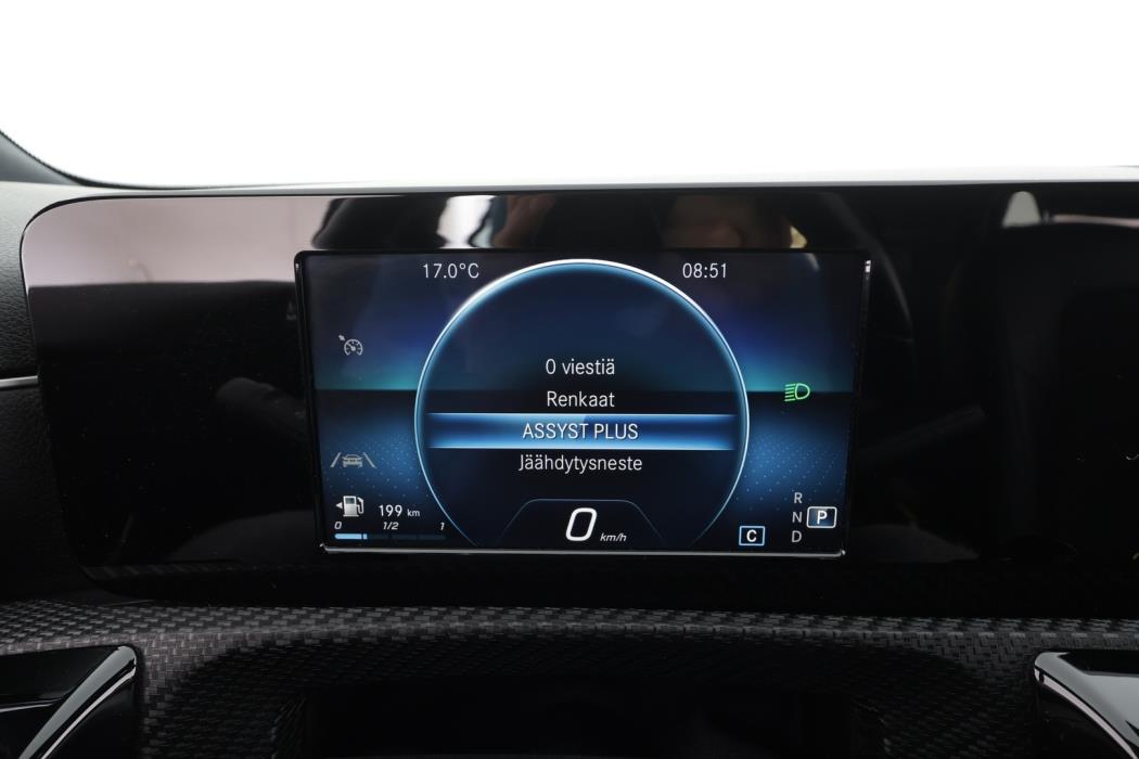 MERCEDES-BENZ A 2019