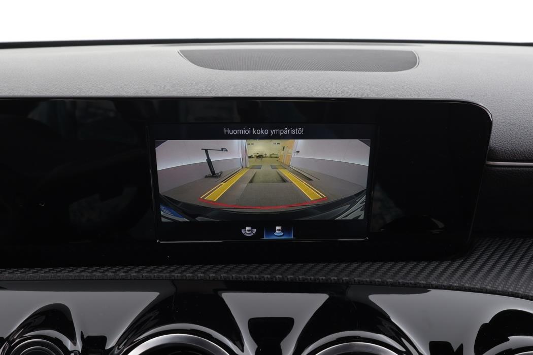 MERCEDES-BENZ A 2019