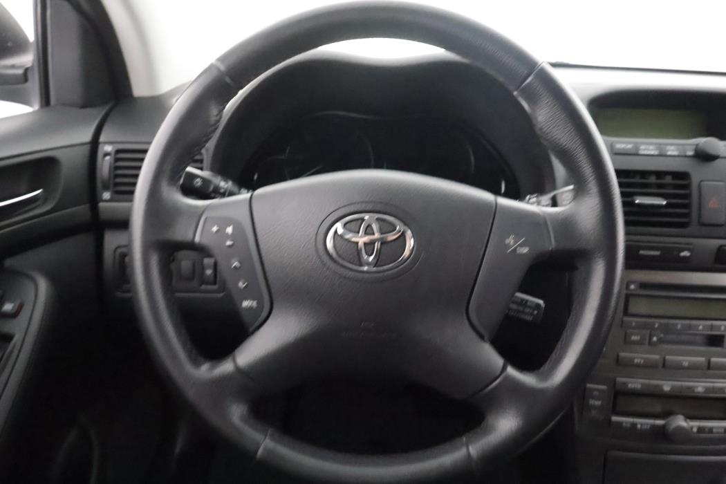 TOYOTA Avensis 2006