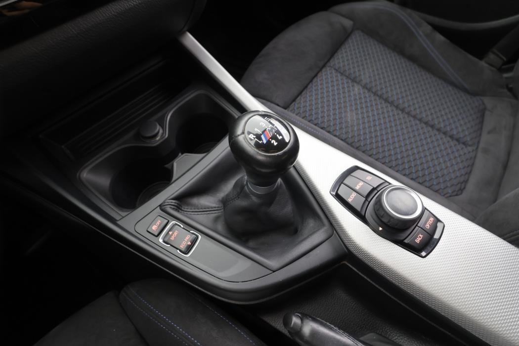 BMW 118 2017