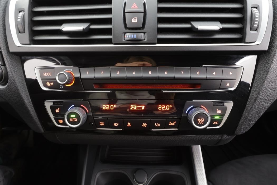 BMW 118 2017