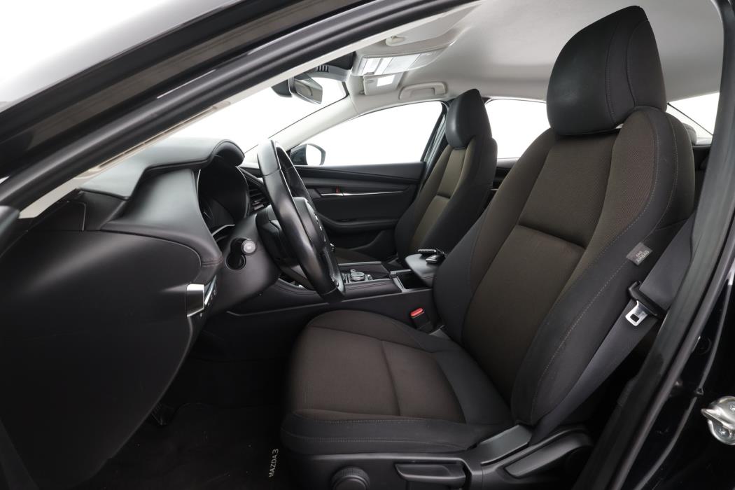 MAZDA 3 2020