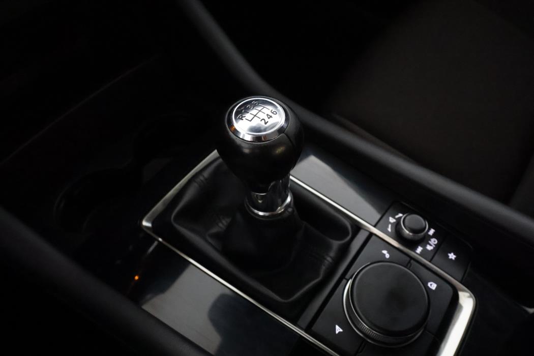 MAZDA 3 2020