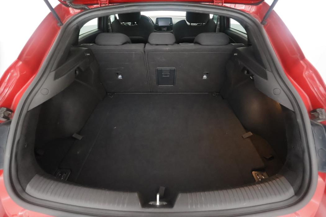 HYUNDAI i30 Fastback 2020