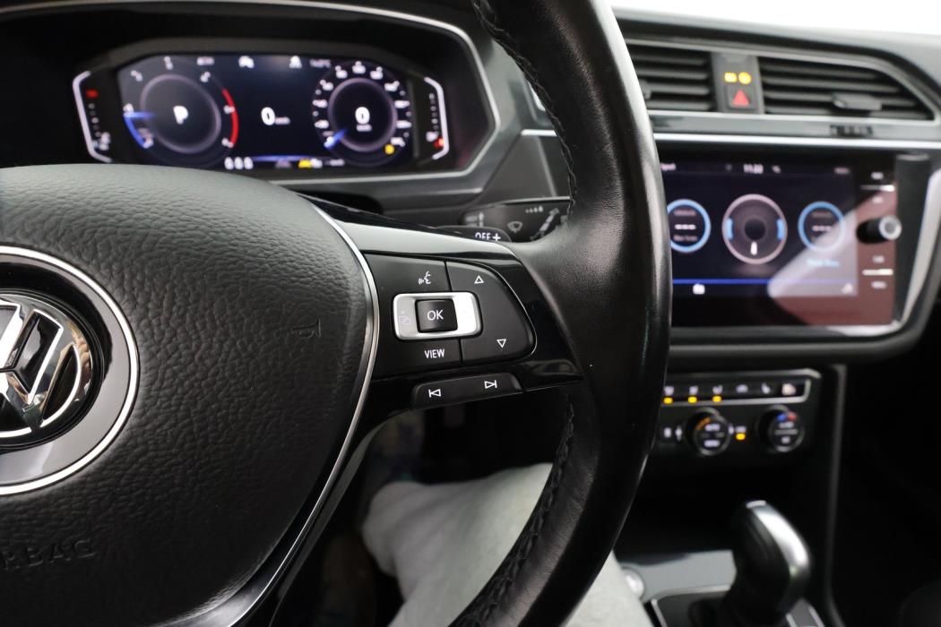 VOLKSWAGEN Tiguan 2020