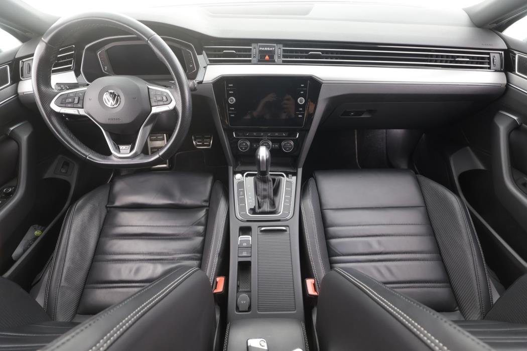 VOLKSWAGEN Passat 2020