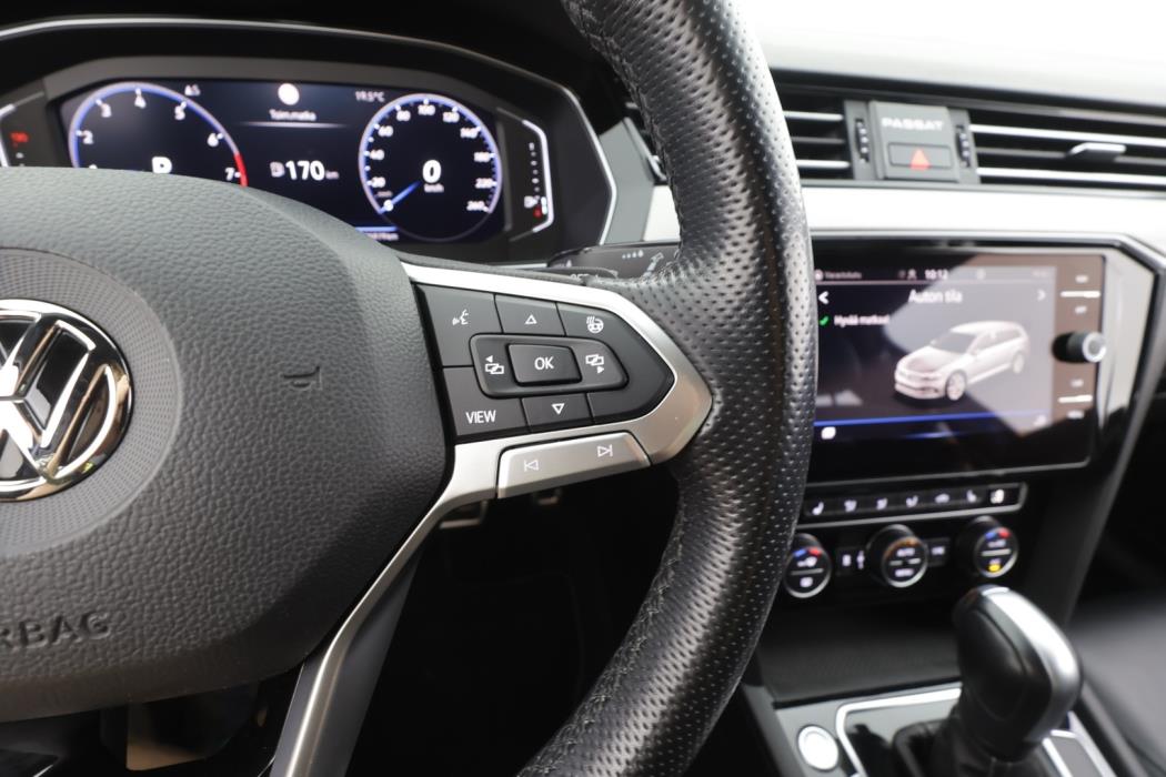 VOLKSWAGEN Passat 2020