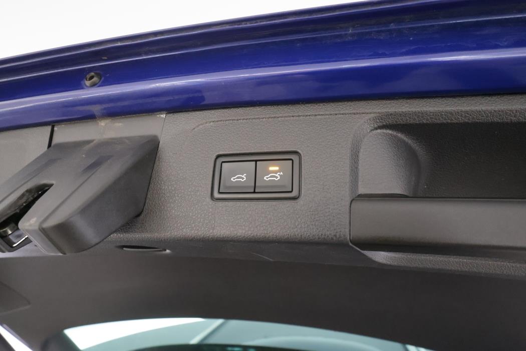 VOLKSWAGEN Passat 2020