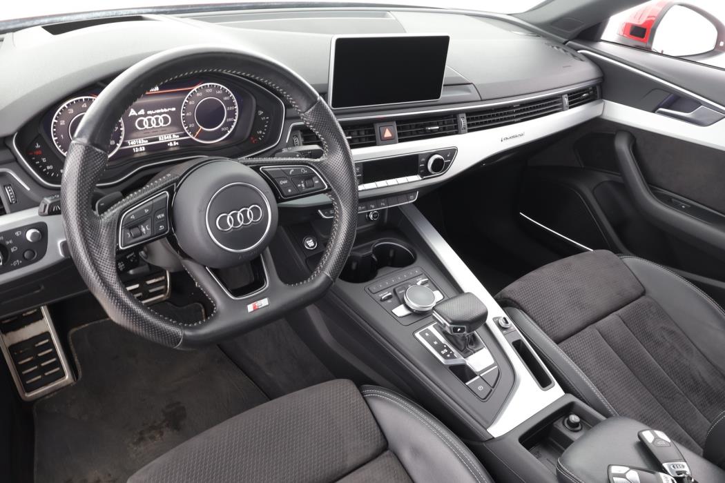 AUDI A4 2016