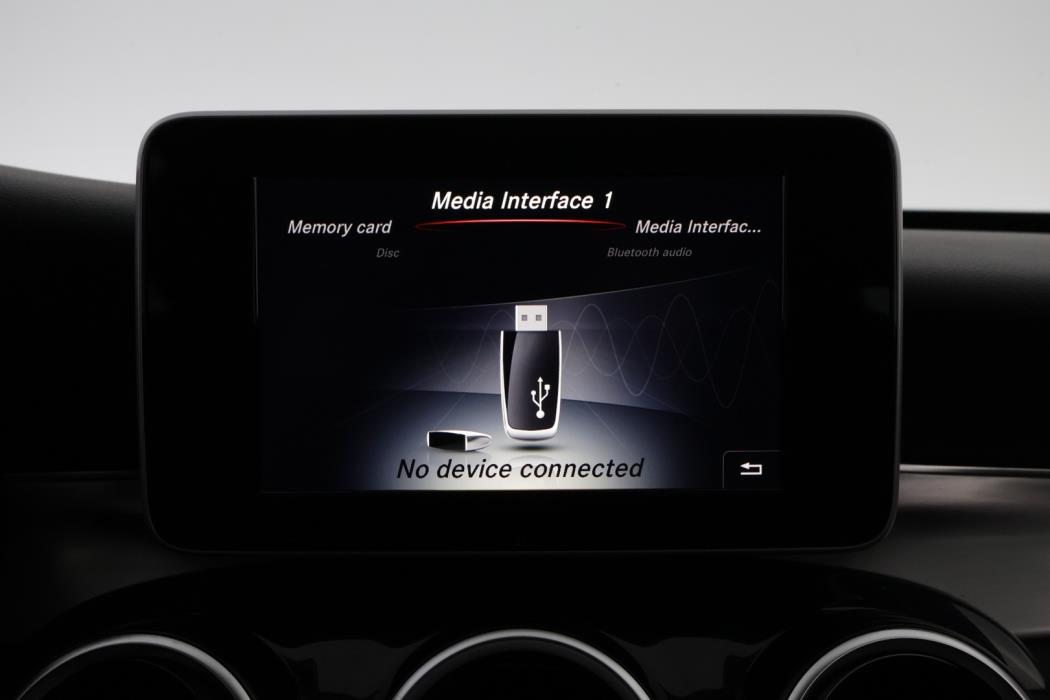 MERCEDES-BENZ C 2015