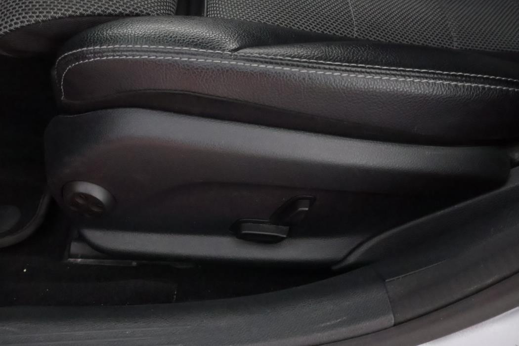 MERCEDES-BENZ C 2015