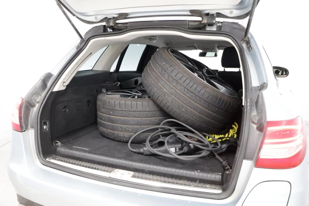 MERCEDES-BENZ C 2015