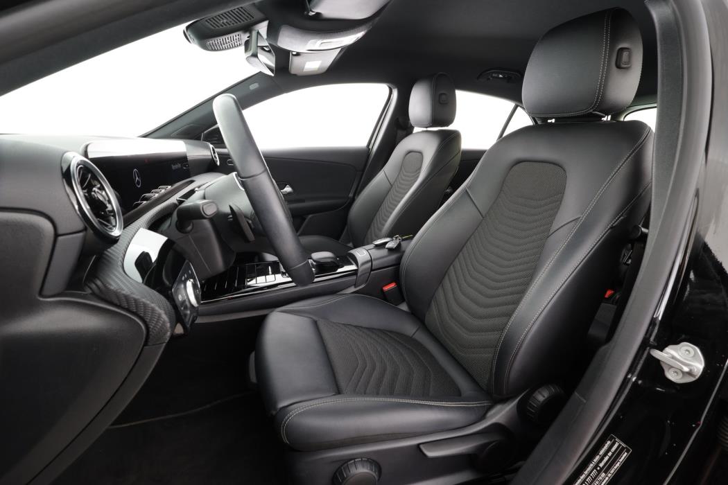 MERCEDES-BENZ A 2021