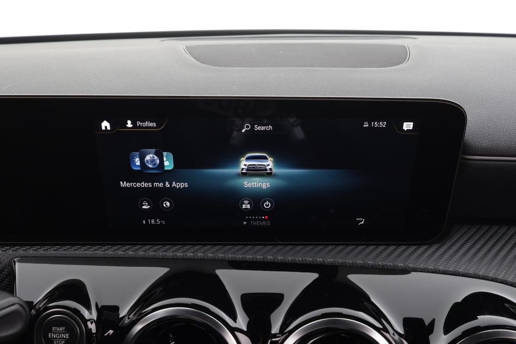 MERCEDES-BENZ A 2021