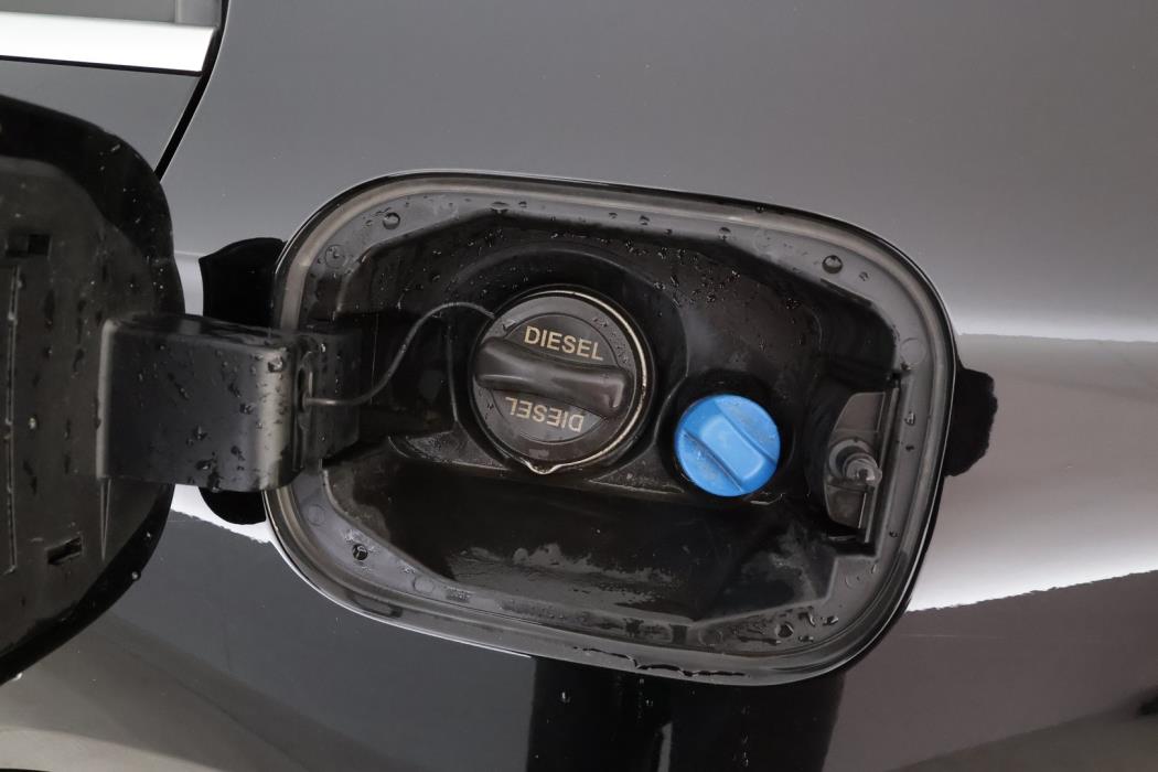 MERCEDES-BENZ A 2021