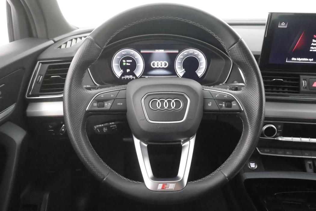 AUDI Q5 2022