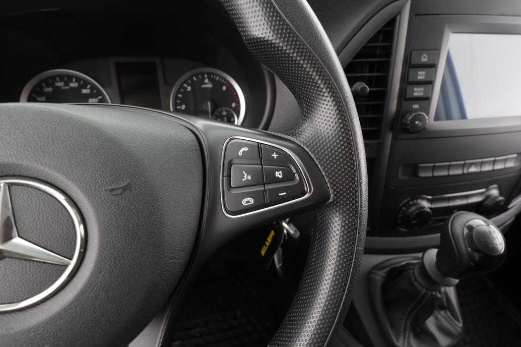 MERCEDES-BENZ Vito 2022