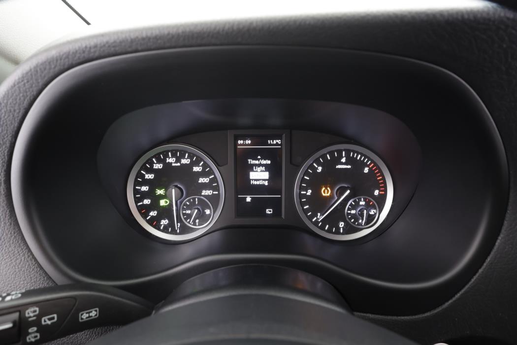MERCEDES-BENZ Vito 2022
