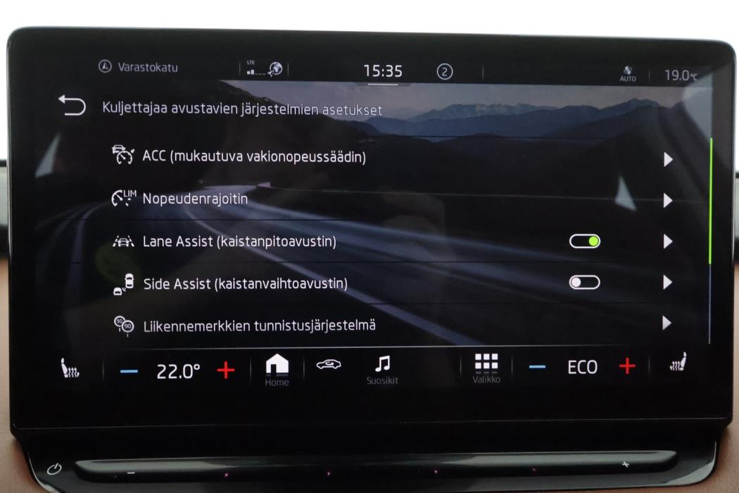 SKODA Enyaq 2022