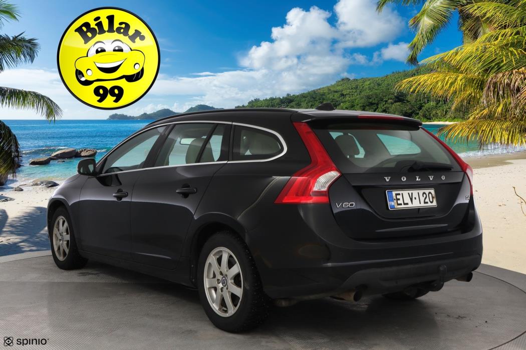 VOLVO V60 2011