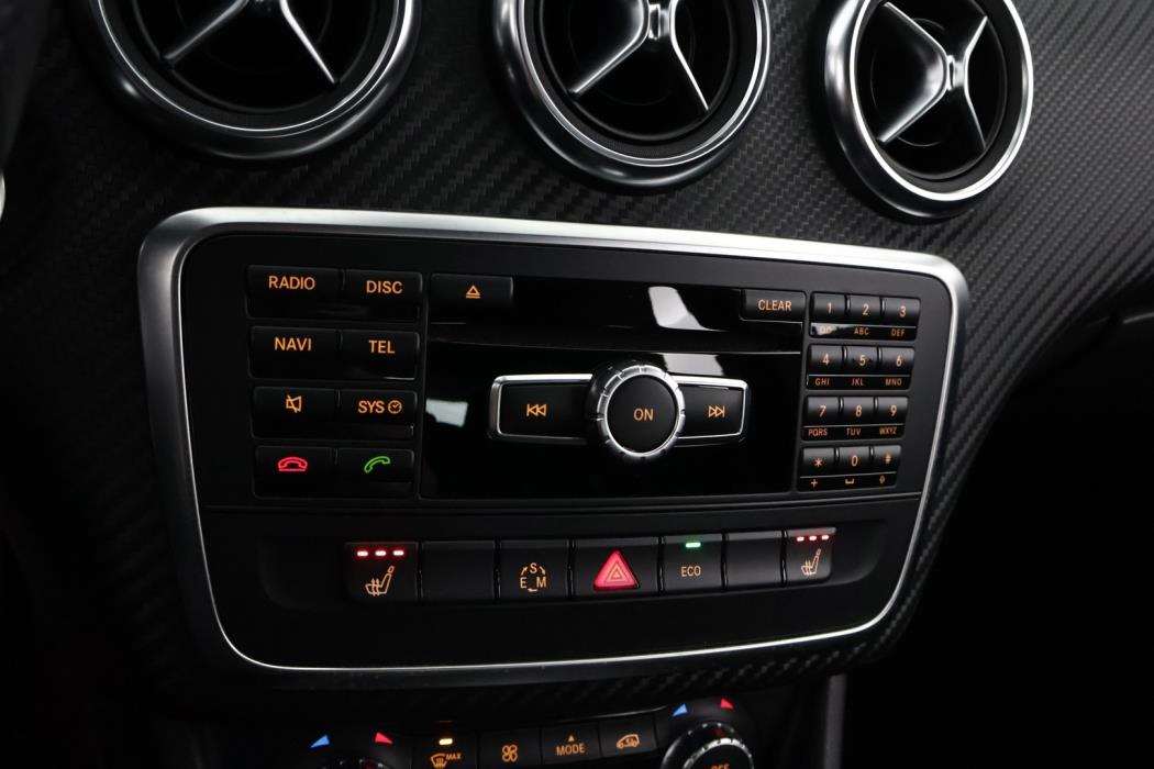 MERCEDES-BENZ A 2014