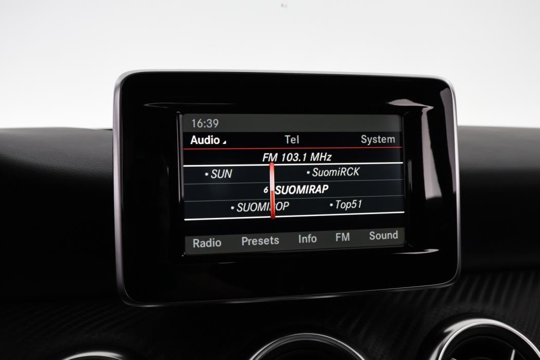 MERCEDES-BENZ A 2014