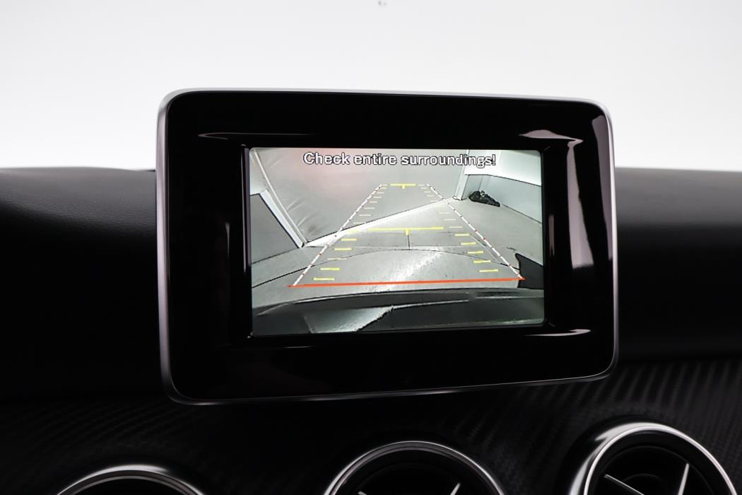 MERCEDES-BENZ A 2014