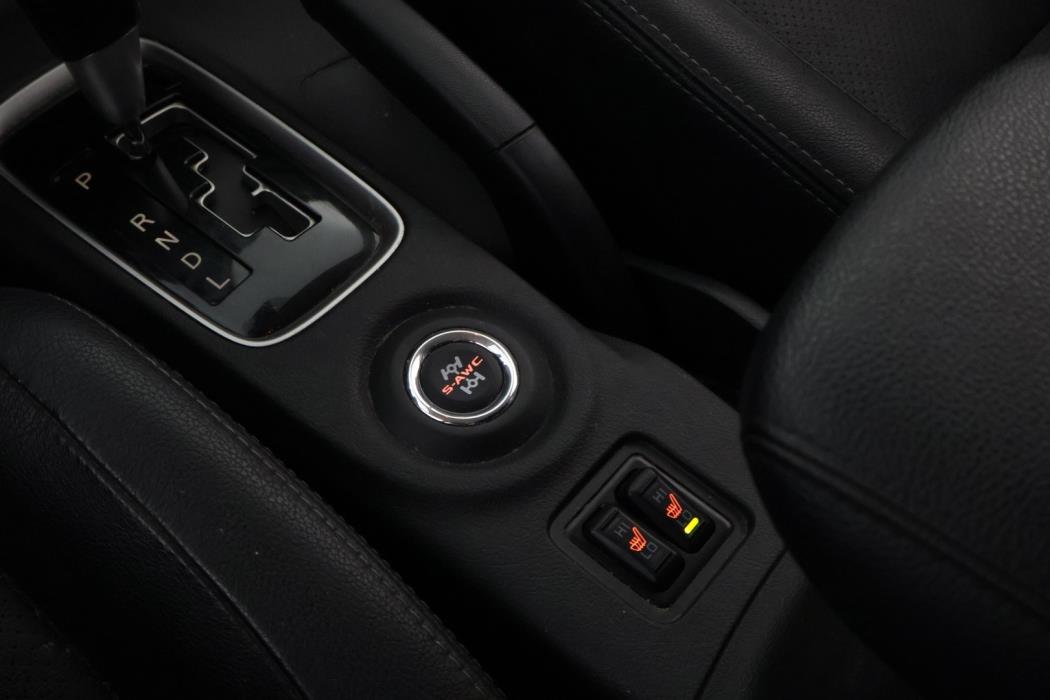 MITSUBISHI Outlander 2016