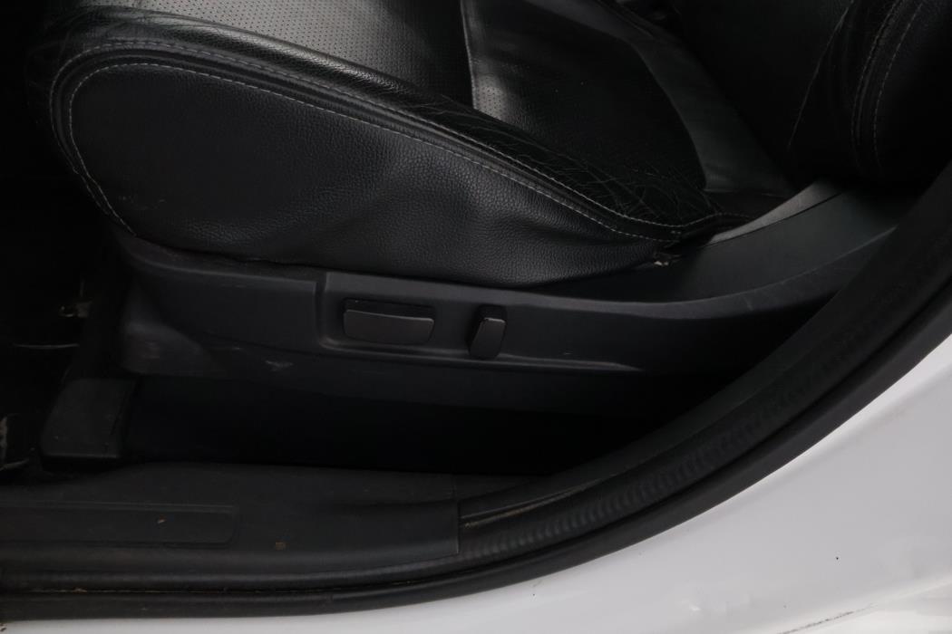 MITSUBISHI Outlander 2016
