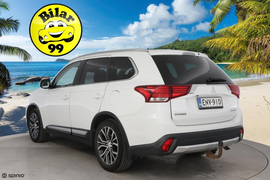 MITSUBISHI Outlander 2016