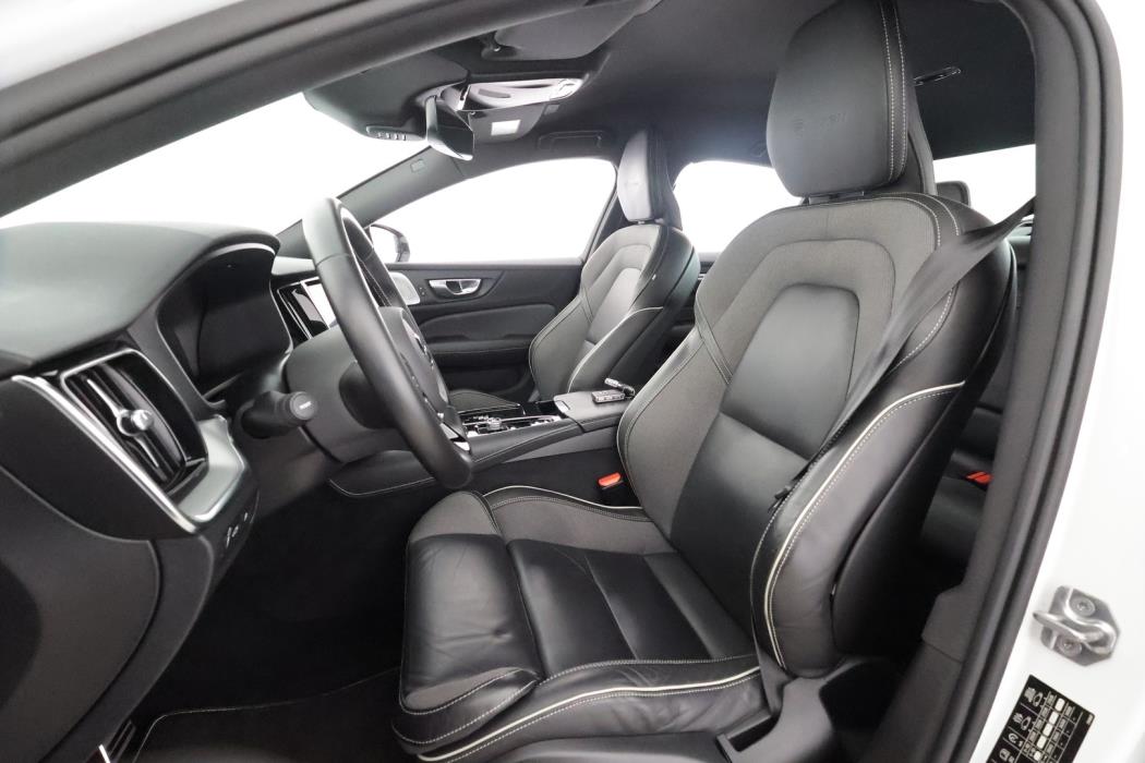 VOLVO S60 2019