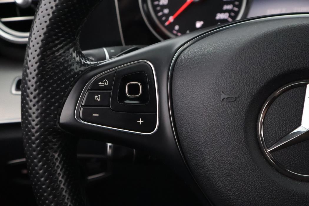 MERCEDES-BENZ E 2017