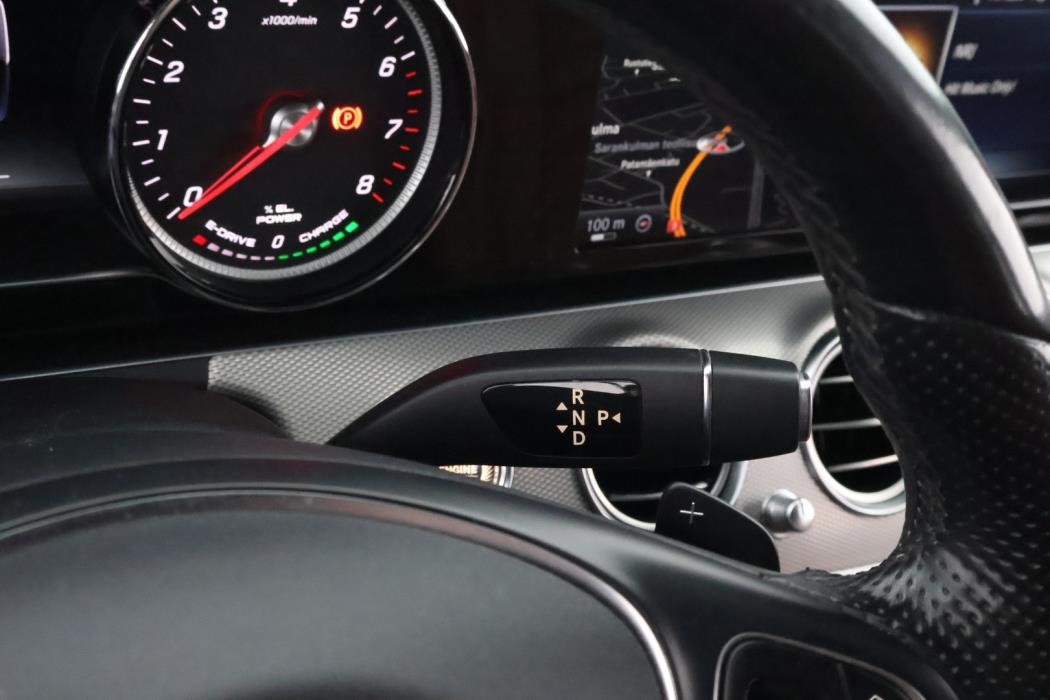 MERCEDES-BENZ E 2017