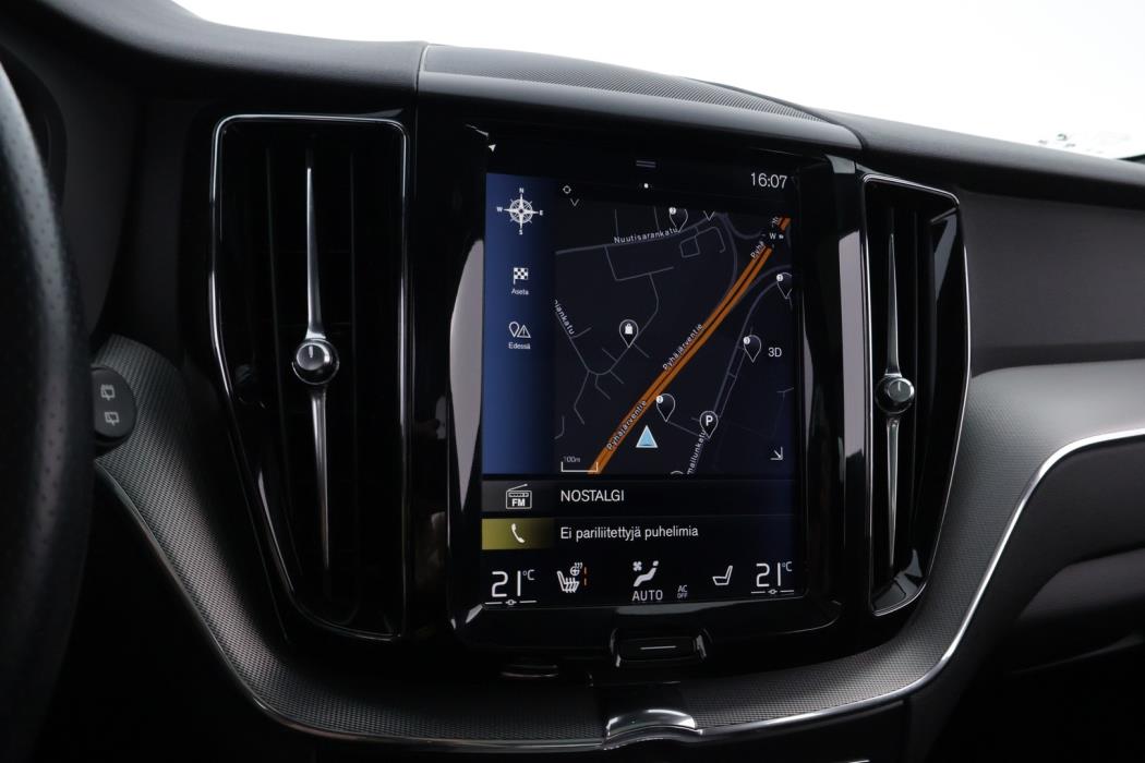 VOLVO XC60 2018