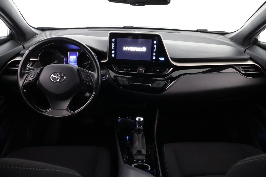 TOYOTA C-HR 2018