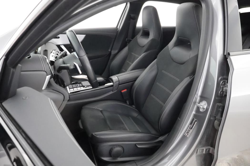 MERCEDES-BENZ A 2021