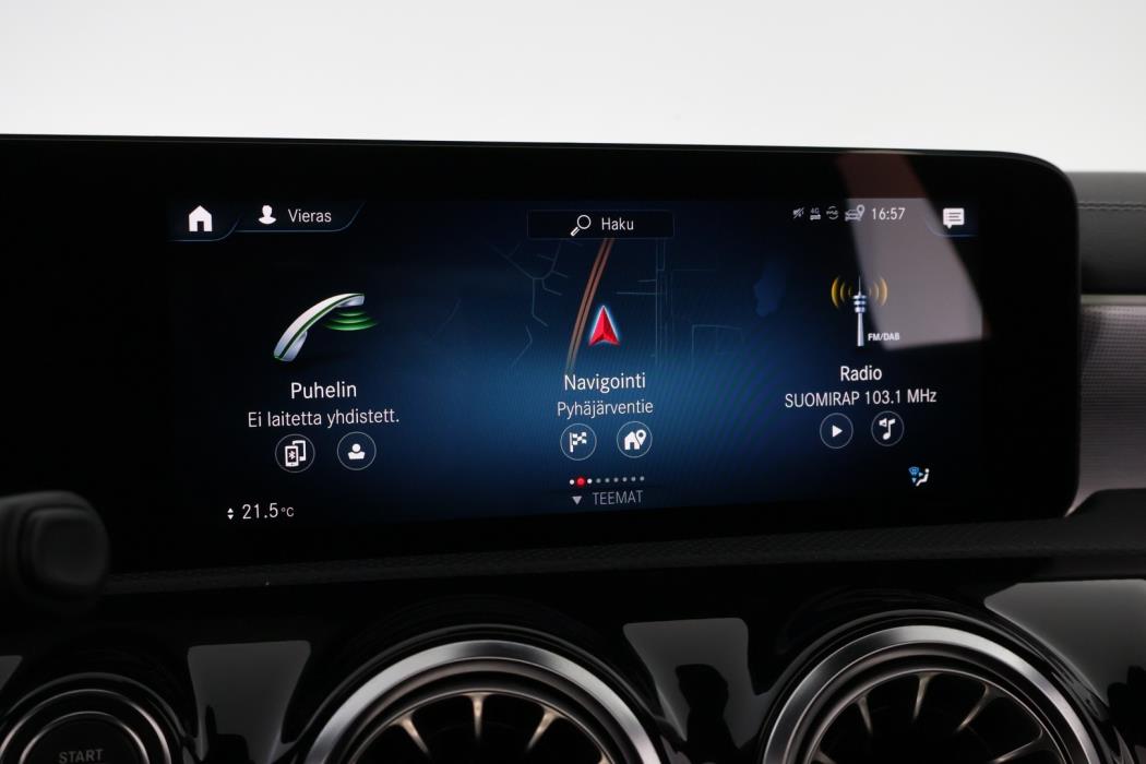 MERCEDES-BENZ A 2021