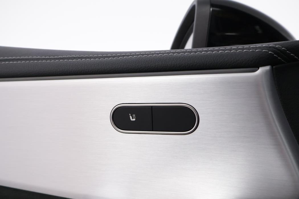 MERCEDES-BENZ A 2021