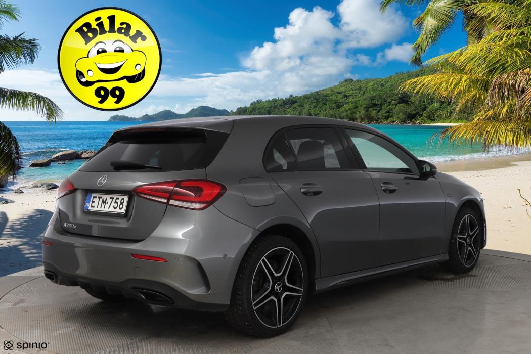 MERCEDES-BENZ A 2021