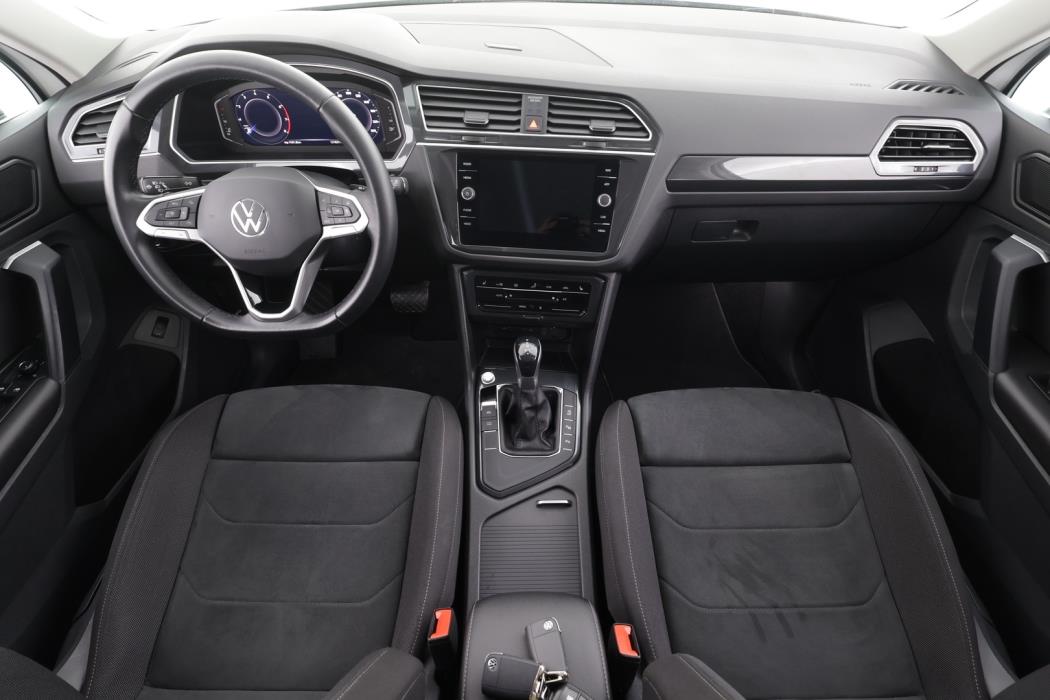 VOLKSWAGEN Tiguan 2021
