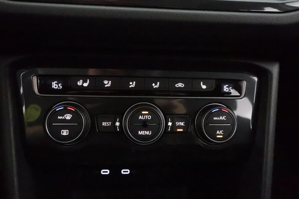 VOLKSWAGEN Tiguan Allspace 2021