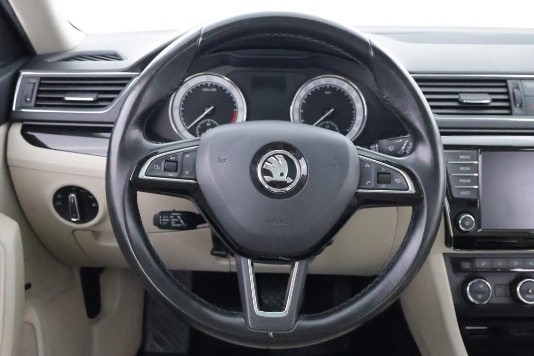 SKODA Superb 2017