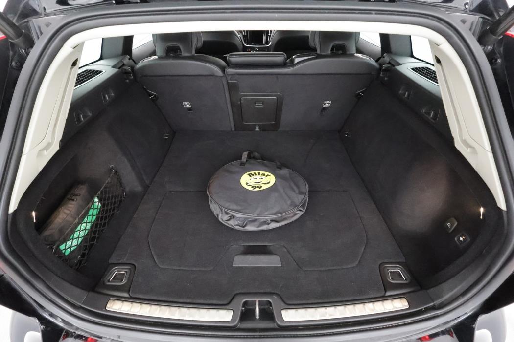 VOLVO V60 2022