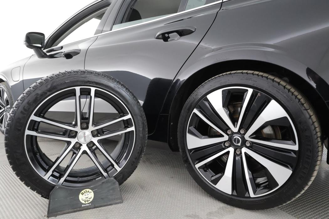 VOLVO V60 2022