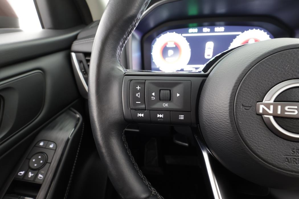 NISSAN Qashqai 2023