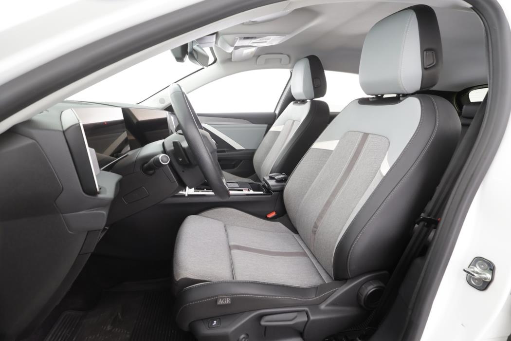 OPEL Astra 2023