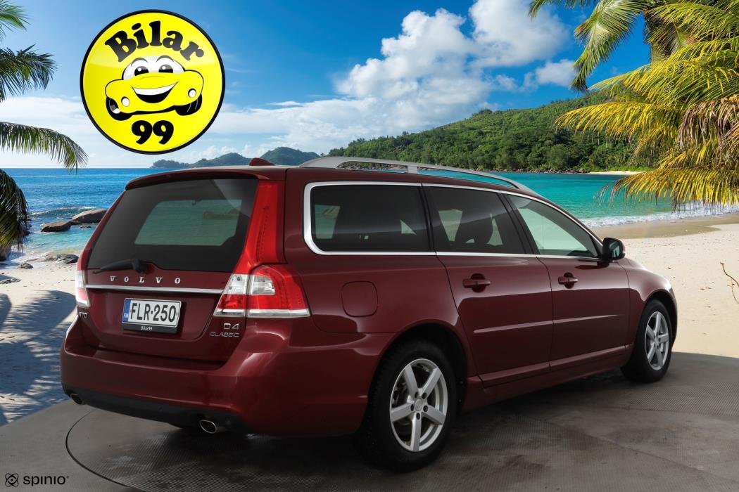 VOLVO V70 2015