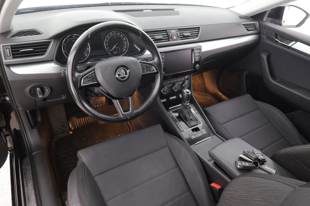 SKODA Superb 2017